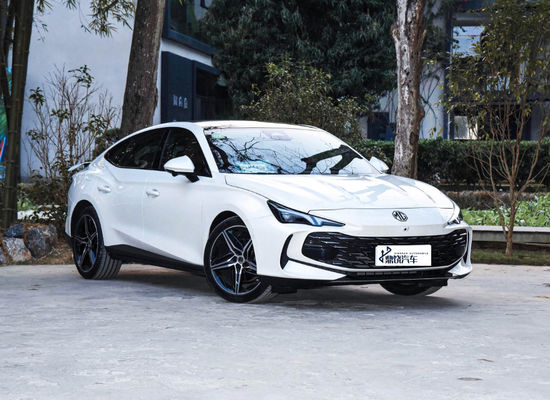 Prodotto in Cina MG Electric Car Range MG 7 New Fuel MG Auto a benzina