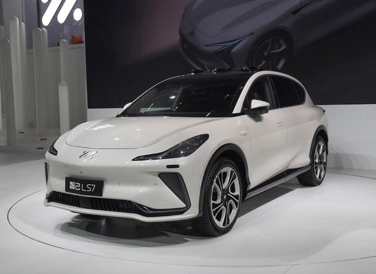 Automobile di alta qualità IM Auto elettrica IM LS7 250Kw 340Ps Auto elettrica personalizzata