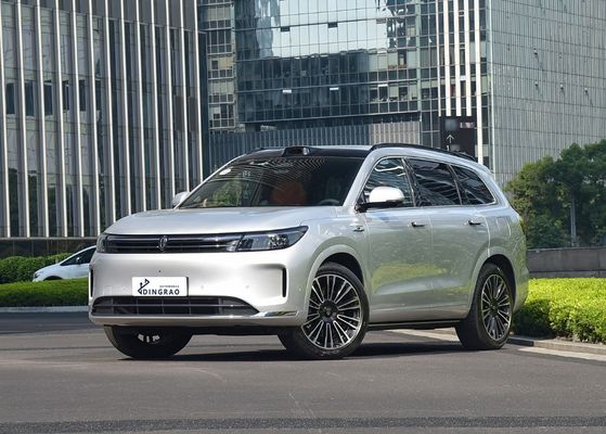 Nave veloce Alta velocità Aito M7 Veicolo elettrico Auto Benzina Carburante 1.5L Hybrid Car